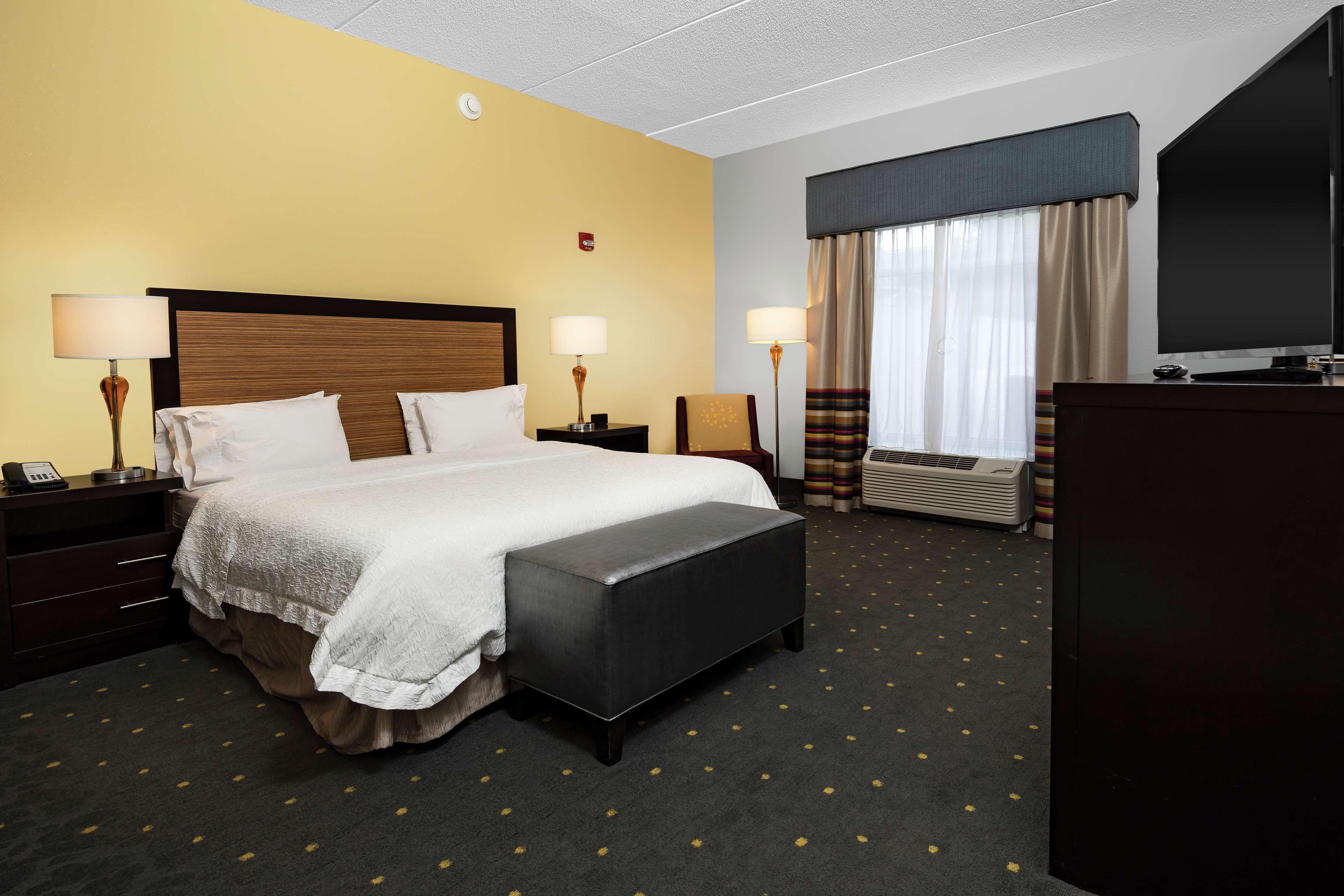 Hampton Inn & Suites - Raleigh Downtown Kültér fotó