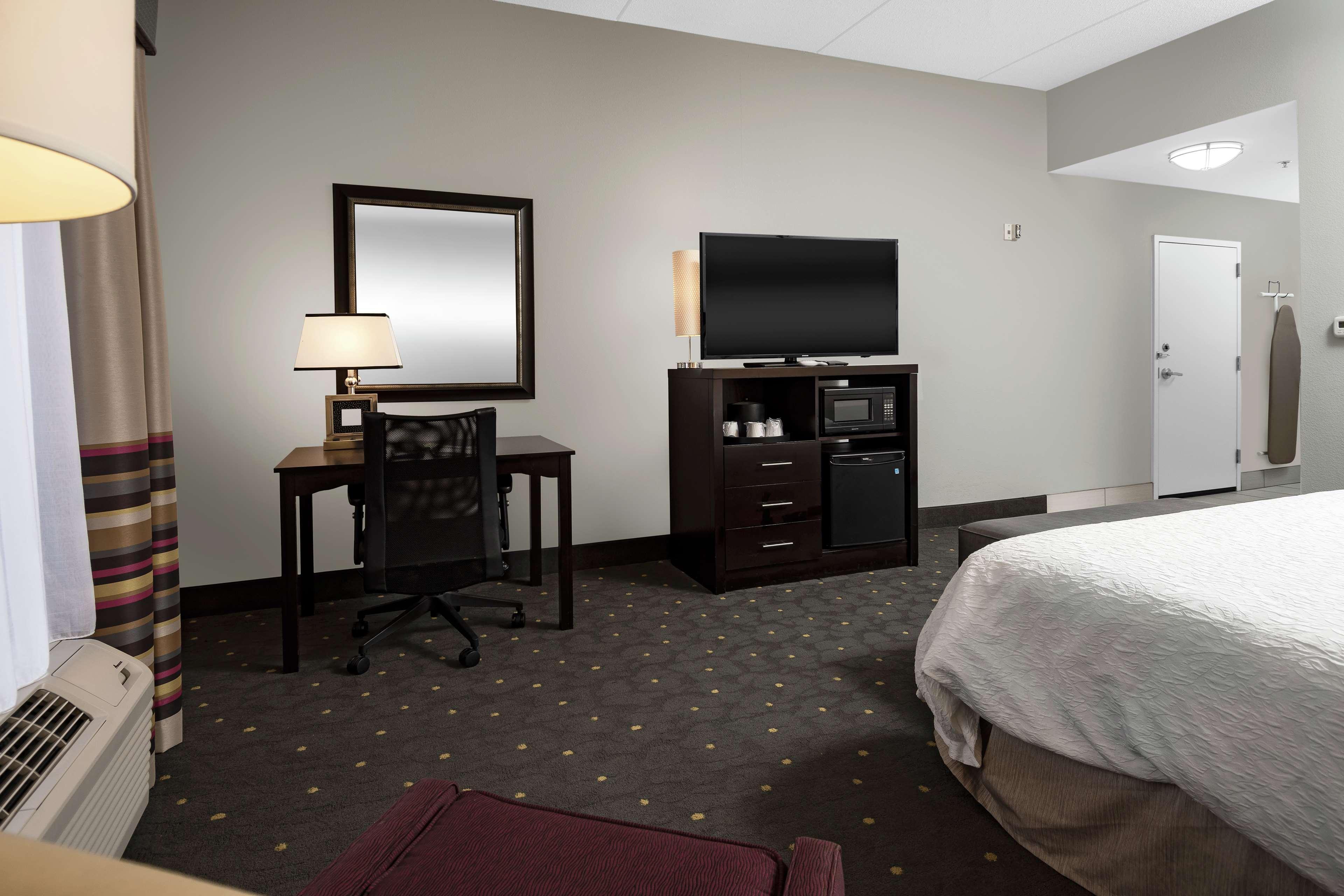 Hampton Inn & Suites - Raleigh Downtown Kültér fotó