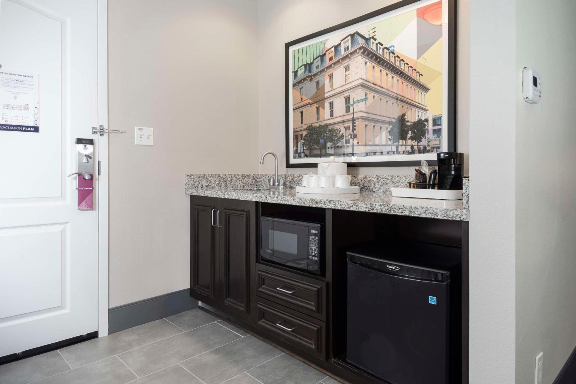 Hampton Inn & Suites - Raleigh Downtown Kültér fotó