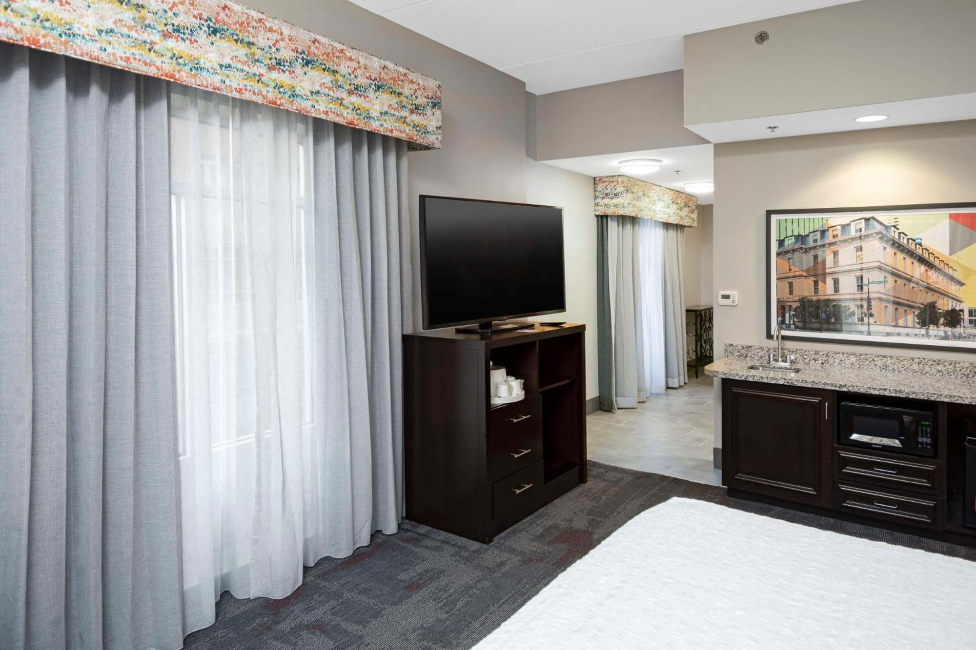 Hampton Inn & Suites - Raleigh Downtown Kültér fotó