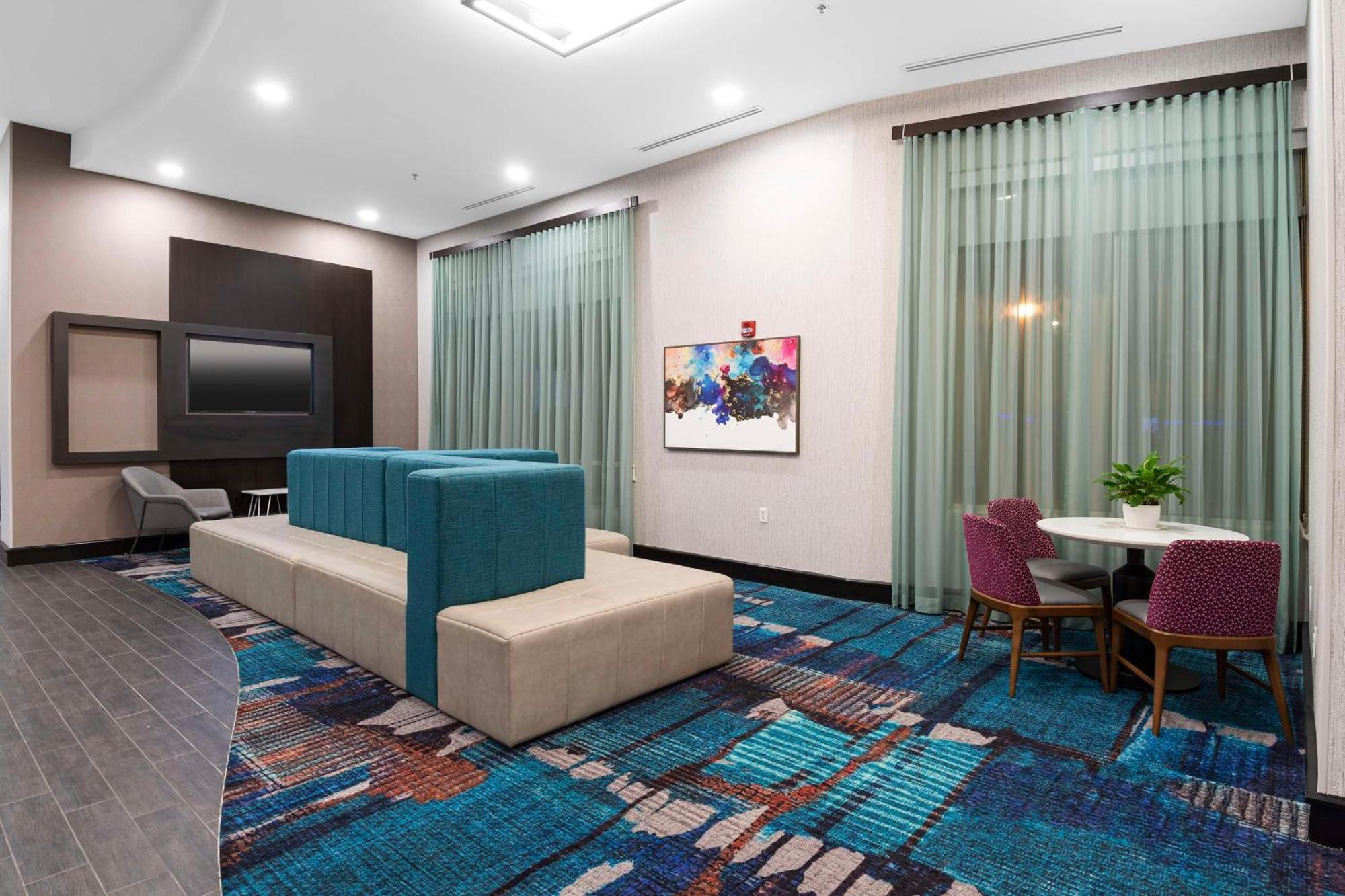 Hampton Inn & Suites - Raleigh Downtown Kültér fotó
